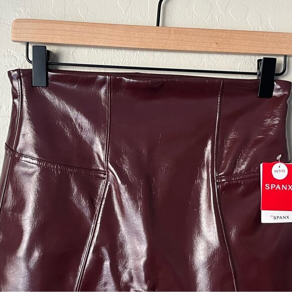 Spanx faux patent leather high toe pants ruby red Medium petite NWT - Picture 11 of 13